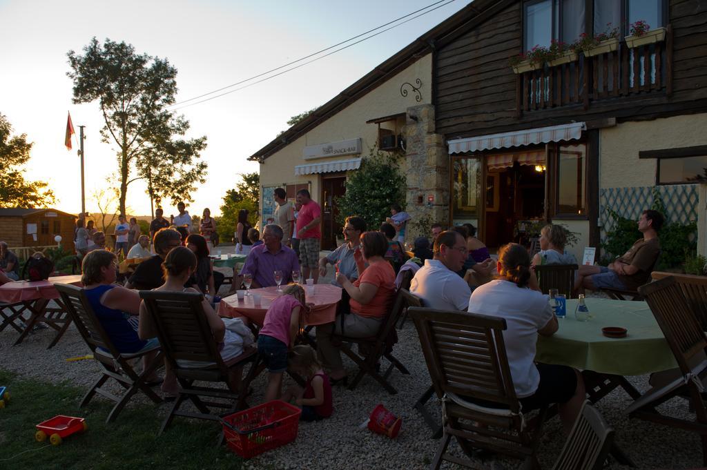 Le Bourdieu Hotel Durfort  Exterior foto