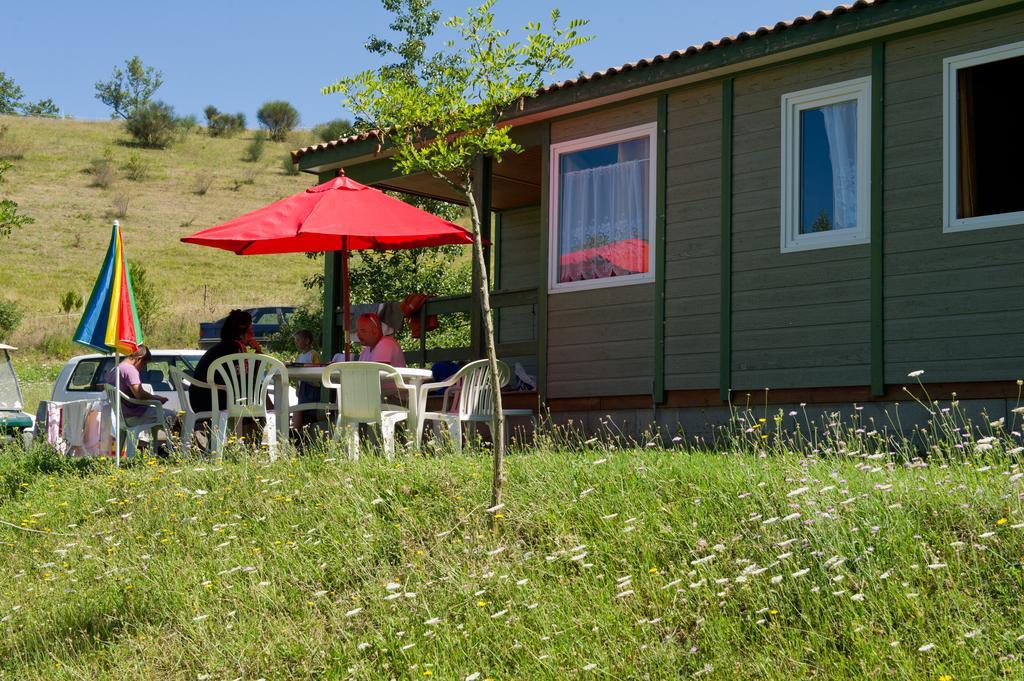 Le Bourdieu Hotel Durfort  Quarto foto